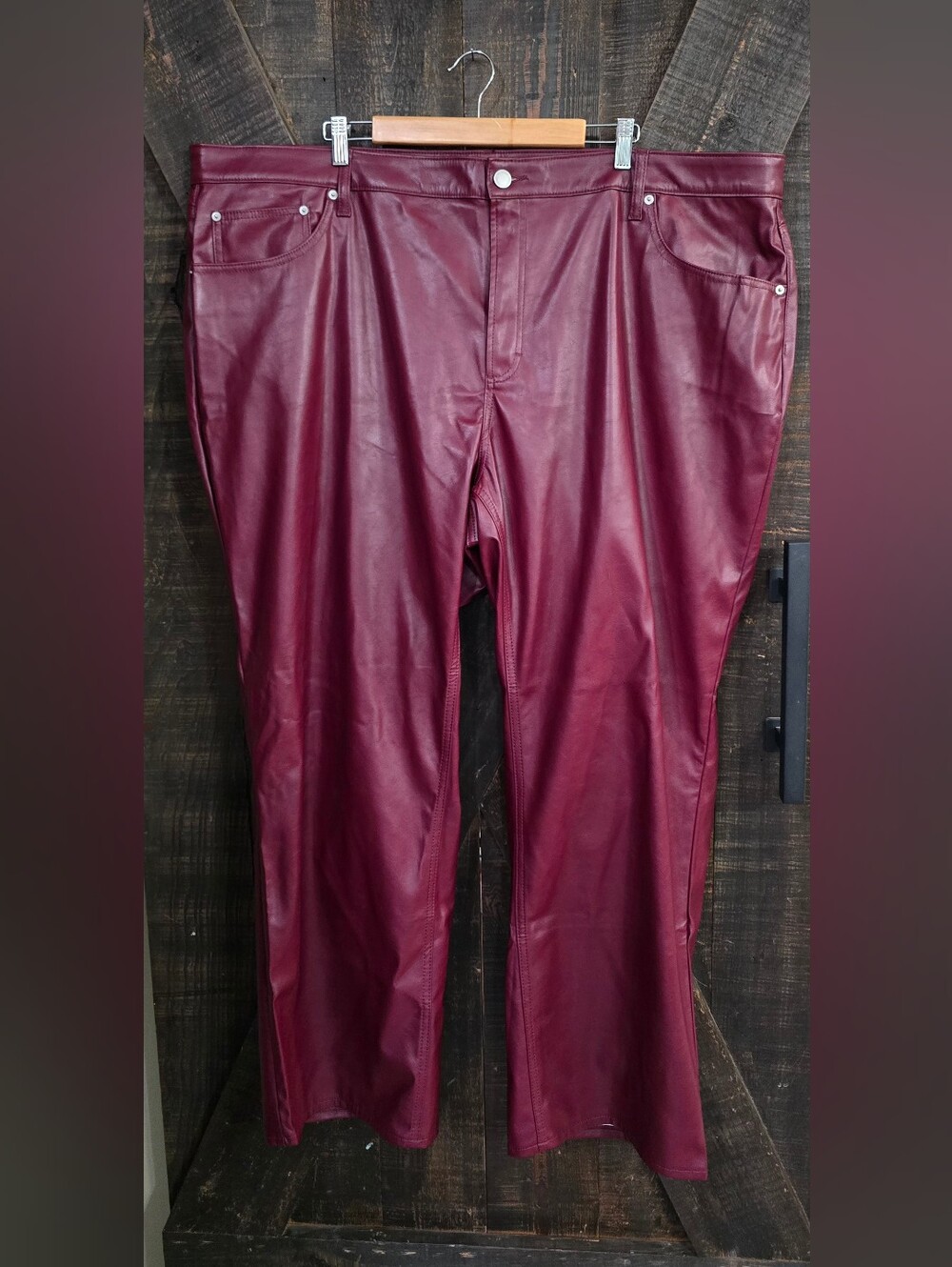 Universal Thread 90s Baggy Fit Faux Leather Pants in Burgundy Size 26 3X